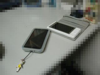 営業ツールは昔パソコン・今スマホ、昔名刺入れ・今名刺リーダ。 営業ツールは昔パソコン・今スマホ、昔名刺入れ・今名刺リーダ。