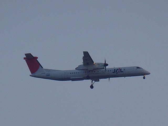 ܥߥ塼DHC-8-Q400Ǥ