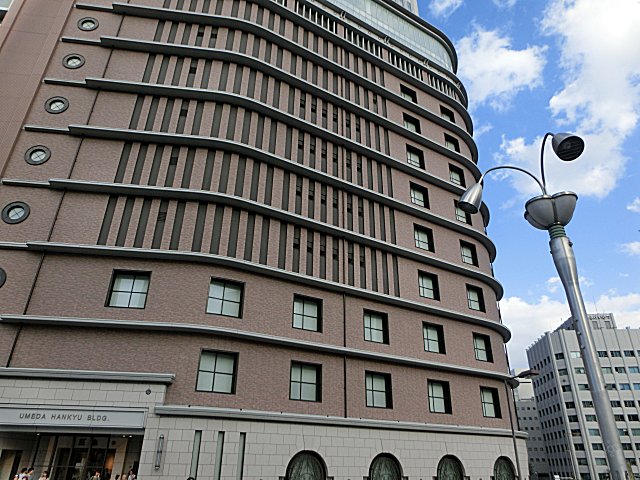 TOTOショールームのある阪急梅田ビルです。 TOTOショールームのある阪急梅田ビルです。