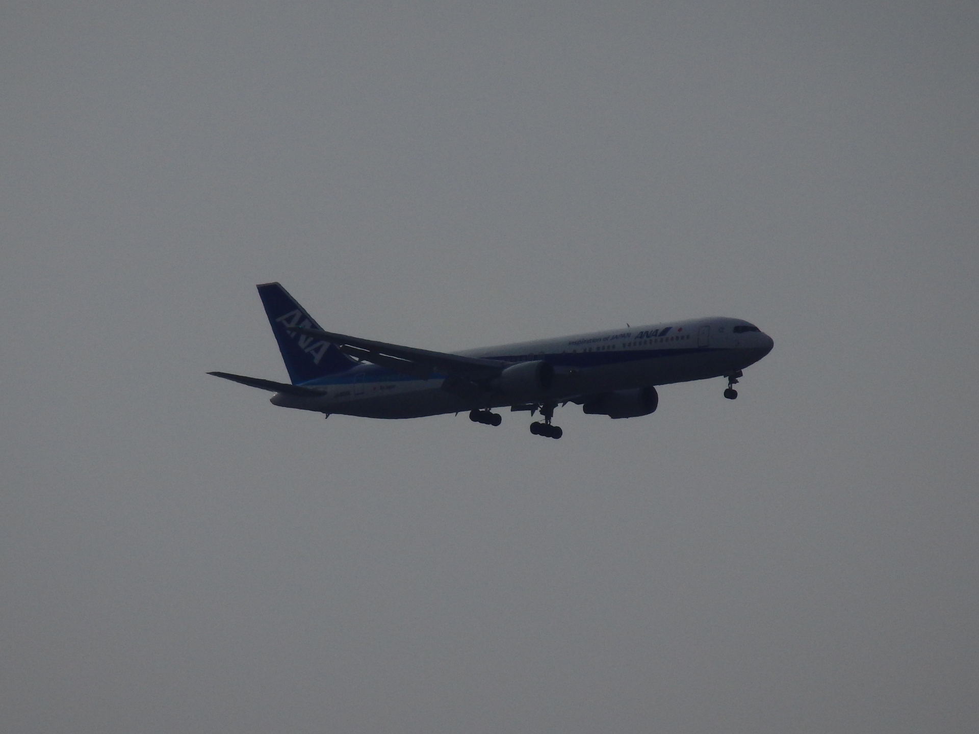 B767-381Ǥ