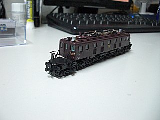 ボンドが乾いたのでEF56-12のカプラー交換を完了しました。(^o^) ボンドが乾いたのでEF56-12のカプラー交換を完了しました。(^o^)