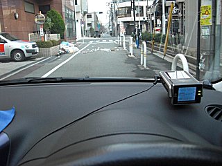 ゴミが散乱してカラスがつついていました。(^o^;) ゴミが散乱してカラスがつついていました。(^o^;)