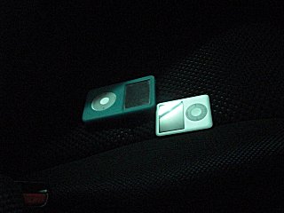子供のiPodnano(旧)にチェンジさせられました。(^o^) 子供のiPodnano(旧)にチェンジさせられました。(^o^)