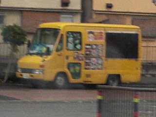 走るレストランか?(^o^) 走るレストランか?(^o^)