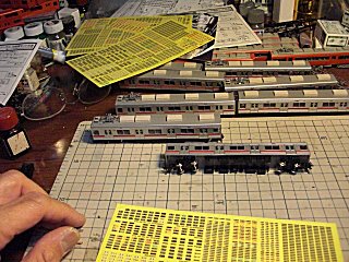 引き続き東急9000系のシール貼りをしました。(^o^) 引き続き東急9000系のシール貼りをしました。(^o^)