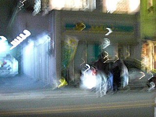 車上荒らしに遭った様です。(^o^;) 車上荒らしに遭った様です。(^o^;)