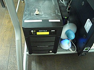 LANDISKのRAID再構成が無事完了です。 LANDISKのRAID再構成が無事完了です。