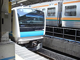 �Ƥ�E233-1000�ϡ�(^o^)