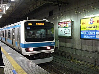 E233�ϤȤϱ郎�ʤ��������209��500����Ǥ���(^o^;)
