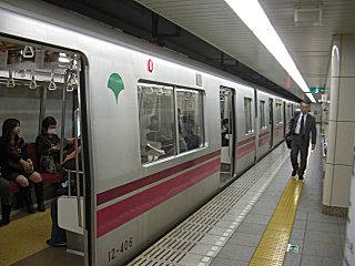 �繾������������ޤ�ľ�ԤǤ���(^o^)